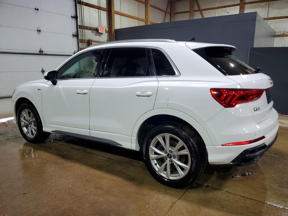 50481026 :رقم المزاد ، WA1DECF39S1021507 vin ، 2025 Audi Q3 مزاد بيع