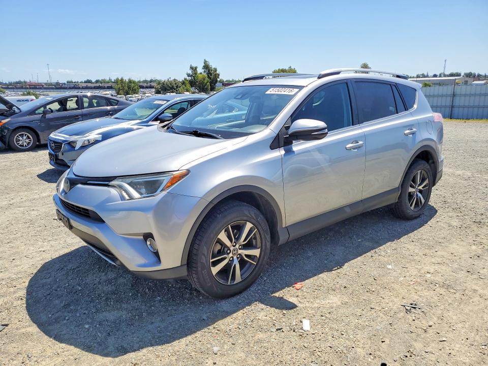51502416 :رقم المزاد ، 2T3RFREV6JW814391 vin ، 2018 Toyota Rav4 مزاد بيع