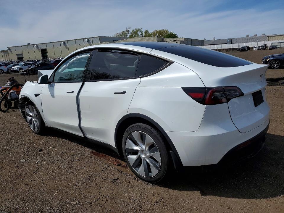 51640696 :رقم المزاد ، 7SAYGDEE0PA120404 vin ، 2023 Tesla Model Y مزاد بيع