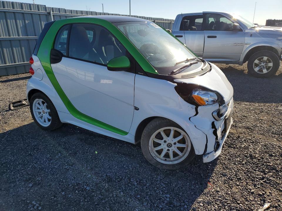 2015 Smart Fortwo მანქანა იყიდება აუქციონზე, vin: WMEEJ9AA6FK838823, აუქციონის ნომერი: 50982556