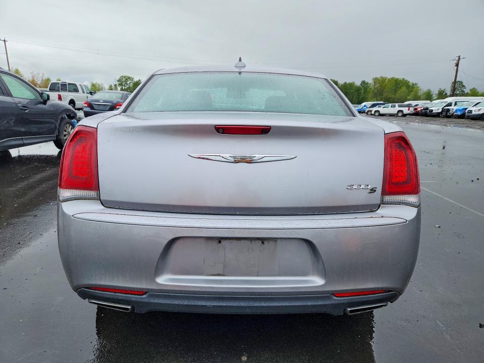 50512296 :رقم المزاد ، 2C3CCABG0JH214461 vin ، 2018 Chrysler 300 مزاد بيع