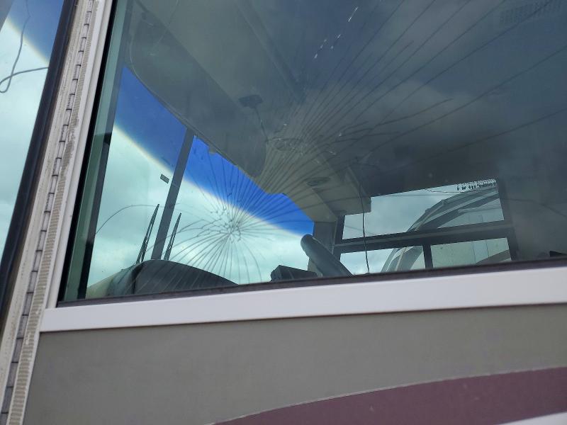 2000 Fleetwood Pace Arrow მანქანა იყიდება აუქციონზე, vin: 1FCNF53SXY0A03451, აუქციონის ნომერი: 49669846