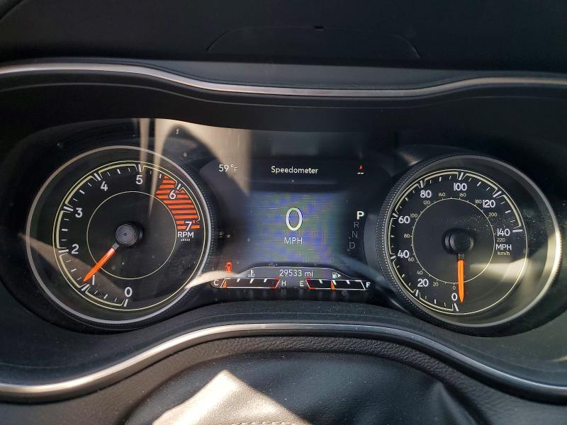 51261736 :رقم المزاد ، 1C4PJMMN7ND541345 vin ، 2022 Jeep Cherokee مزاد بيع