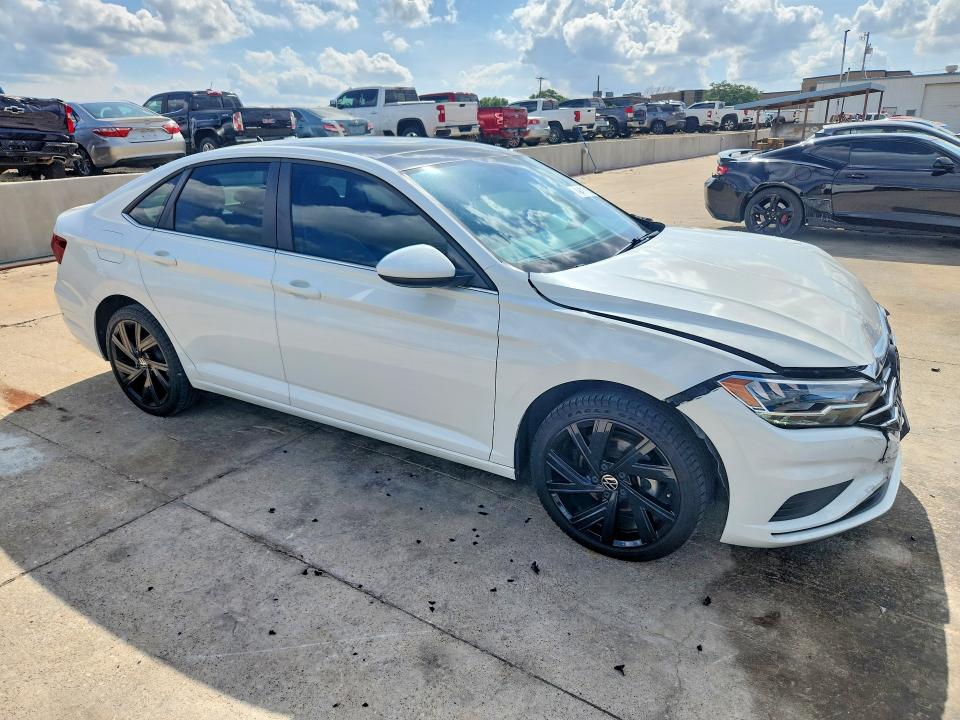 49491716 :رقم المزاد ، 3VWC57BU9MM021078 vin ، 2021 Volkswagen Jetta مزاد بيع