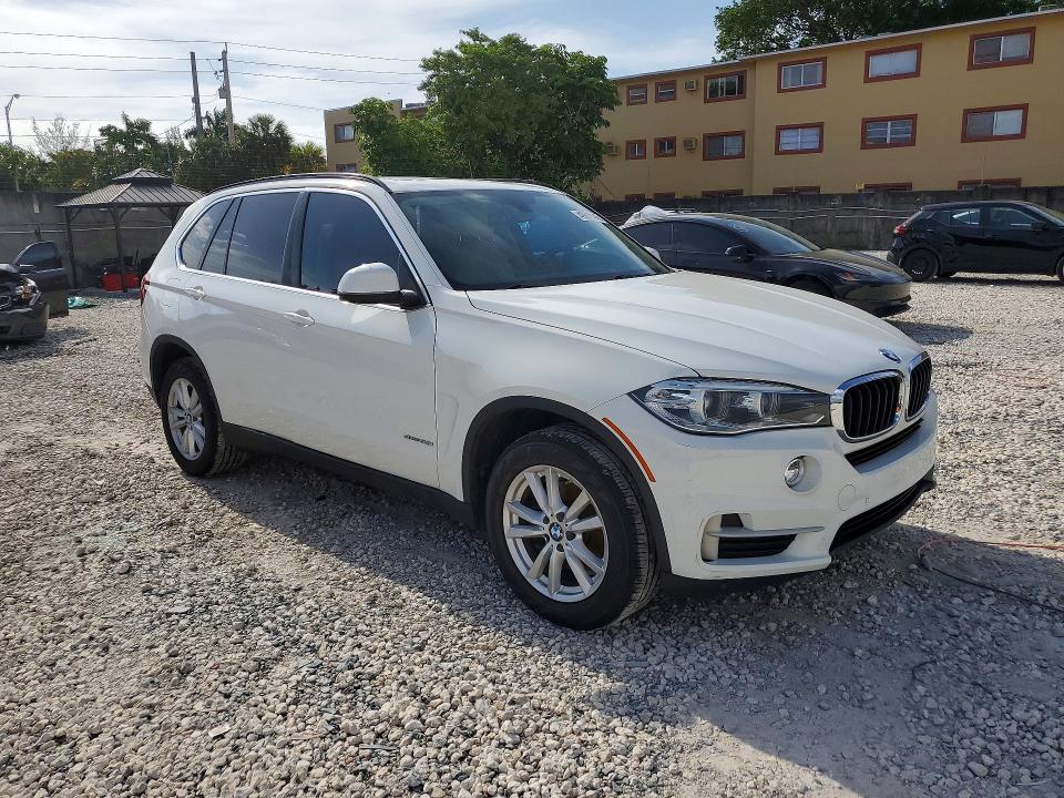 49271446 :رقم المزاد ، 5UXKR2C55F0H35617 vin ، 2015 Bmw X5 مزاد بيع