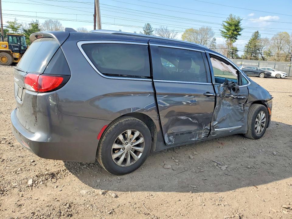 Продаж на аукціоні авто 2018 Chrysler Pacifica, vin: 2C4RC1BG9JR233414, номер лоту: 49747986