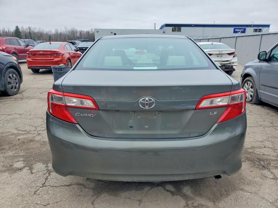 47233736 :رقم المزاد ، 4T1BF1FK8EU778287 vin ، 2014 Toyota Camry مزاد بيع