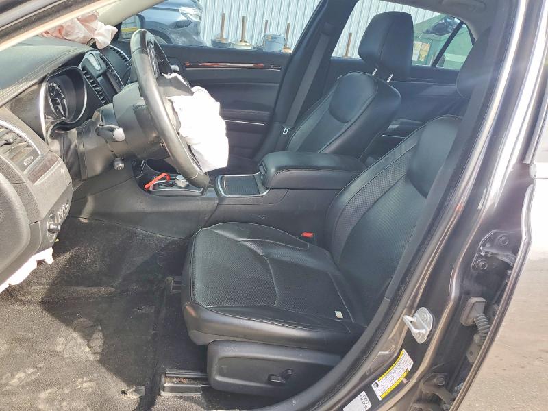 49547486 :رقم المزاد ، 2C3CCAEG0KH689542 vin ، 2019 Chrysler 300 مزاد بيع