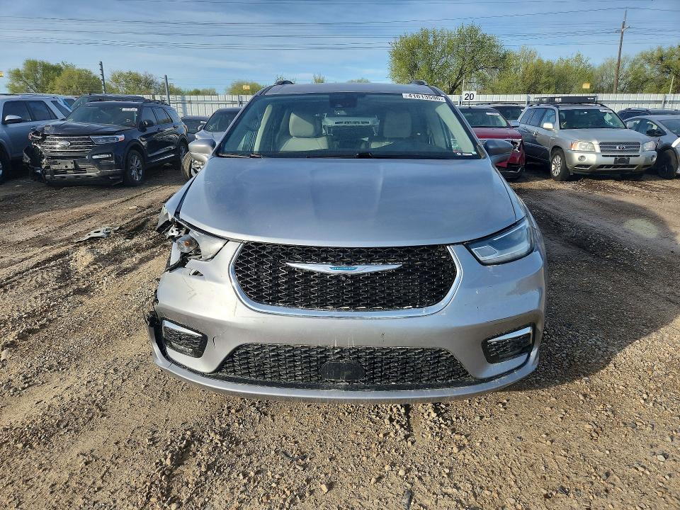 41613596 :رقم المزاد ، 2C4RC1L74MR594214 vin ، 2021 Chrysler Pacifica مزاد بيع