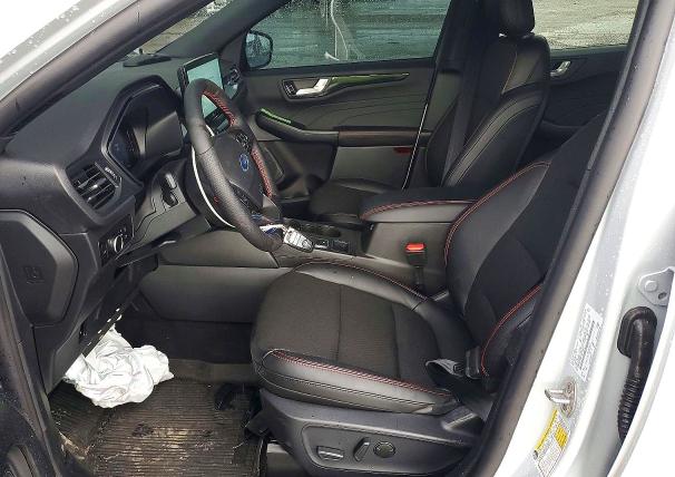 Auction sale of the 2026 Ford Escape, vin: 1FMCU9MN3TUA37869, lot number: 50972576