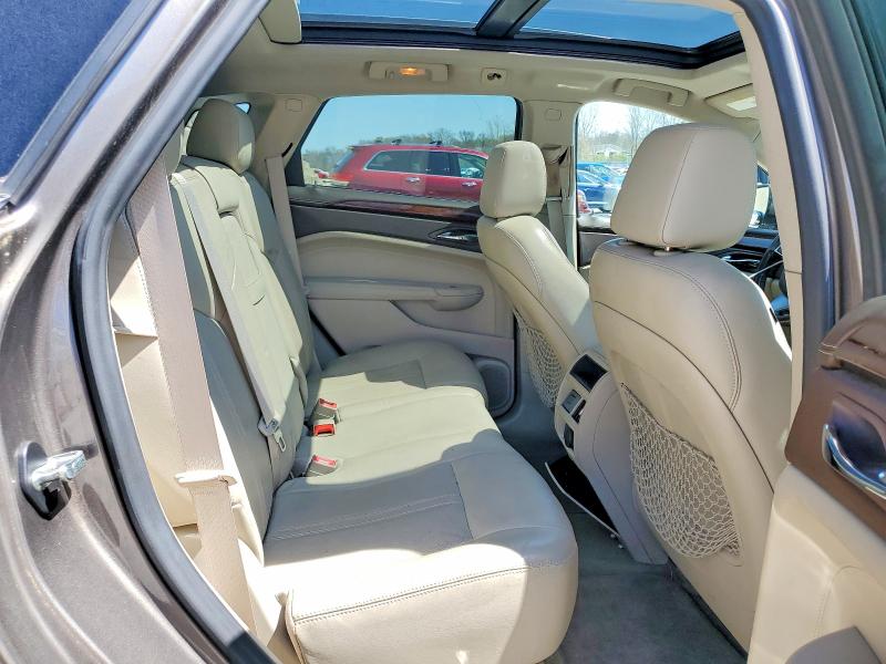 49063326 :رقم المزاد ، 3GYFNAEY3BS617284 vin ، 2011 Cadillac Srx مزاد بيع