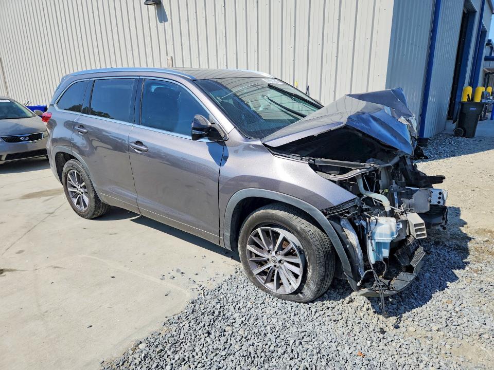 Aukcja sprzedaży 2018 Toyota Highlander, vin: 5TDKZRFH1JS265475, numer aukcji: 49650686