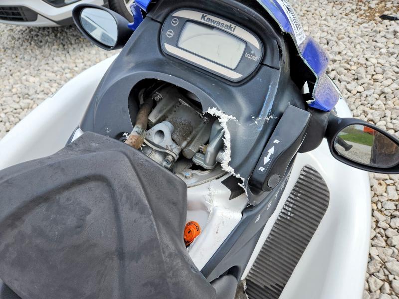 2006 Kawa Jet Ski მანქანა იყიდება აუქციონზე, vin: KAW33704E606, აუქციონის ნომერი: 50074606