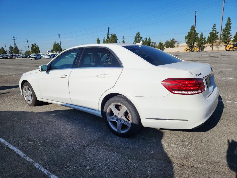 2015 Mercedes-benz E მანქანა იყიდება აუქციონზე, vin: WDDHF0EB4FB129714, აუქციონის ნომერი: 51192866