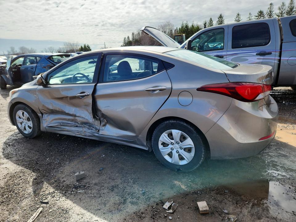 49662246 :رقم المزاد ، 5NPDH4AE9FH649657 vin ، 2015 Hyundai Elantra L 4dr مزاد بيع
