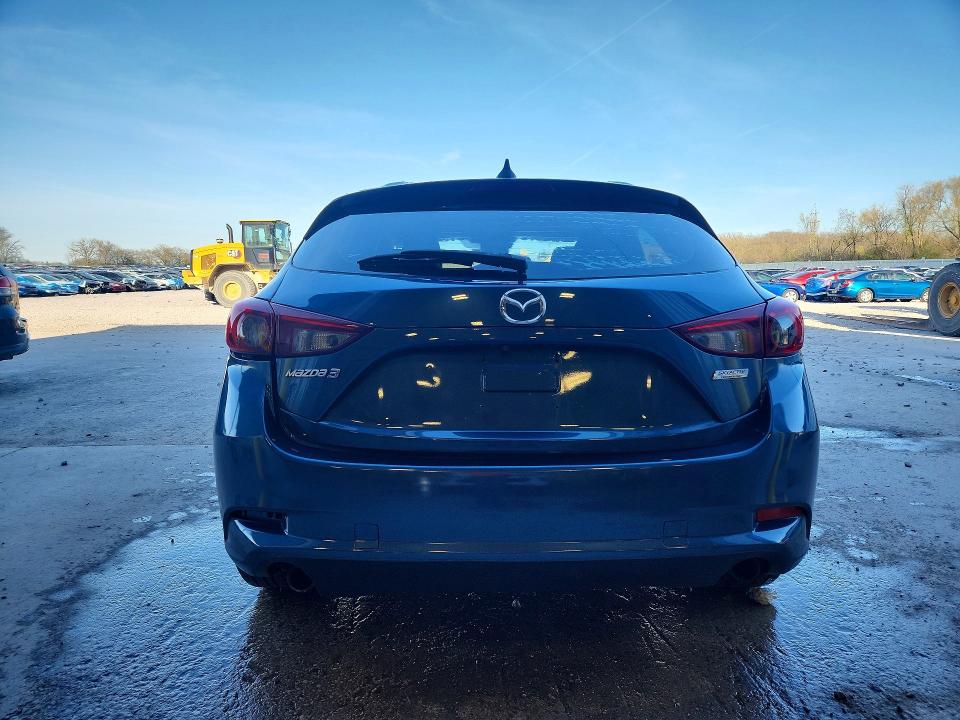 2018 Mazda 3 მანქანა იყიდება აუქციონზე, vin: 3MZBN1L38JM188168, აუქციონის ნომერი: 50921726