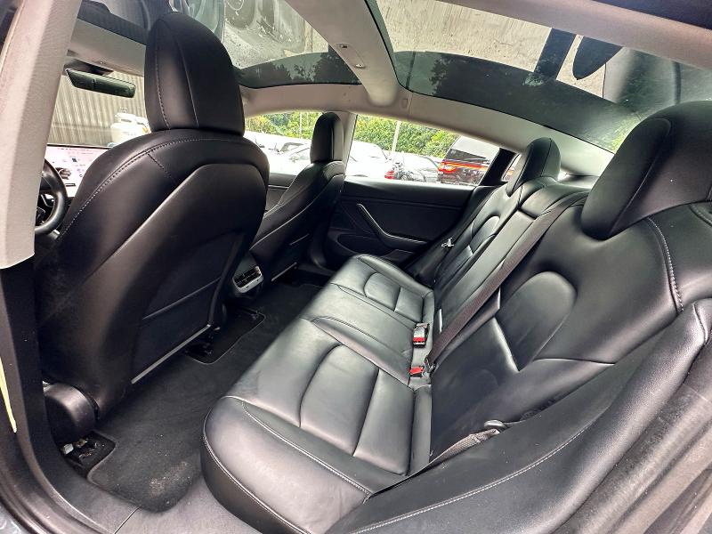 2018 Tesla Model 3 მანქანა იყიდება აუქციონზე, vin: 5YJ3E1EB1JF119497, აუქციონის ნომერი: 51423946