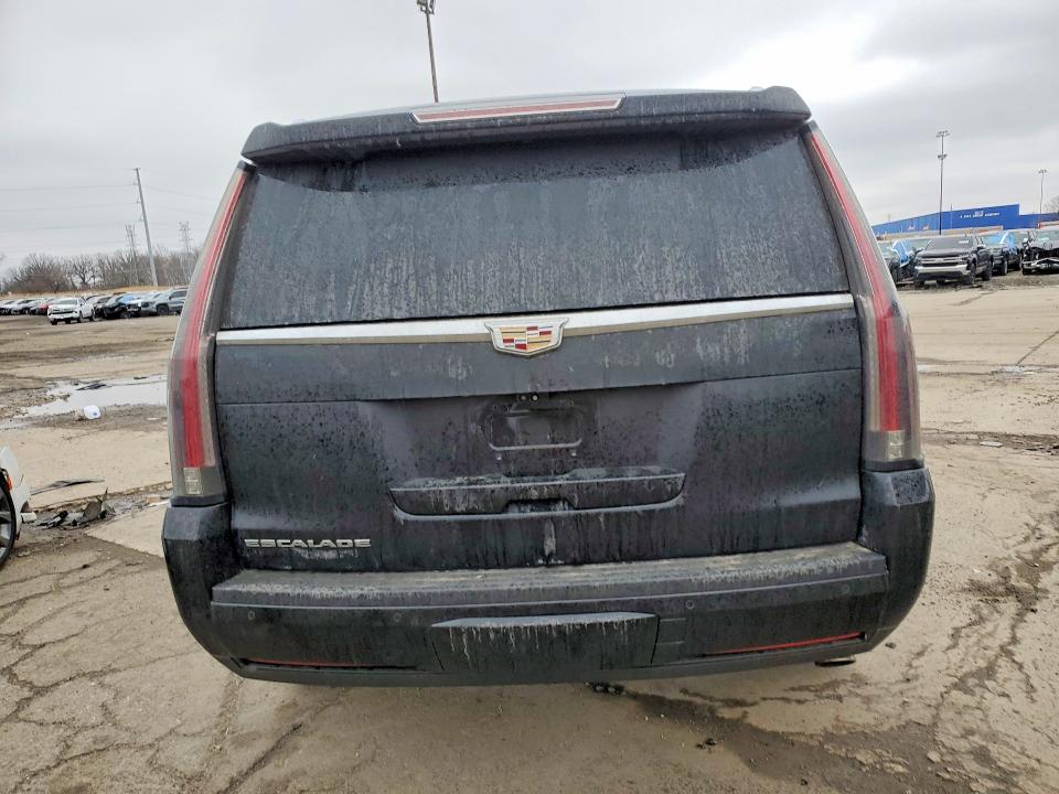 47901166 :رقم المزاد ، 1GYS4BKJ3JR164350 vin ، 2018 Cadillac Escalade مزاد بيع