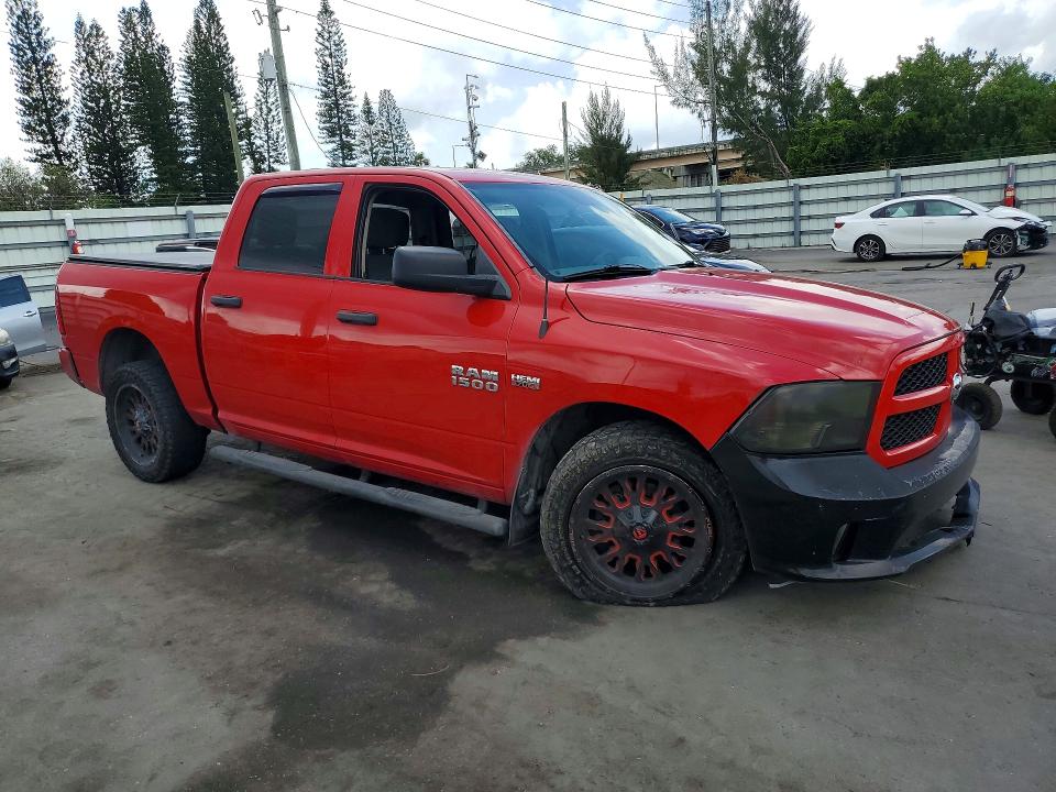 51619916 :رقم المزاد ، 1C6RR6KT4FS659016 vin ، 2015 Ram 1500 مزاد بيع