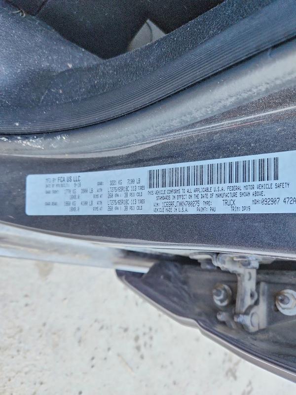 51372216 :رقم المزاد ، 1C6SRFJTXKN700275 vin ، 2019 Ram 1500 مزاد بيع
