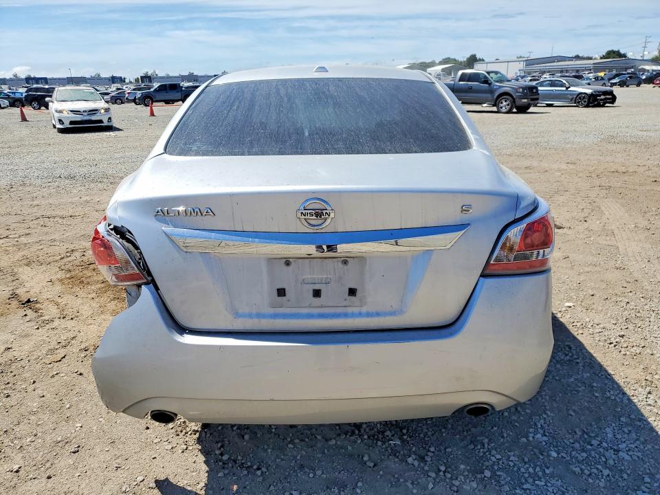 2015 Nissan Altima მანქანა იყიდება აუქციონზე, vin: 1N4AL3AP2FC101854, აუქციონის ნომერი: 48538116