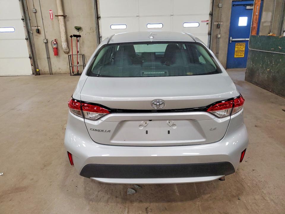51330306 :رقم المزاد ، 5YFEPMAE9NP281991 vin ، 2022 Toyota Corolla مزاد بيع