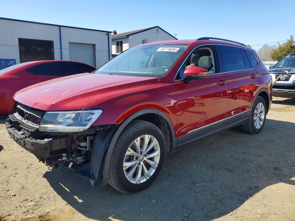 2018 Volkswagen Tiguan მანქანა იყიდება აუქციონზე, vin: 3VV3B7AX3JM075951, აუქციონის ნომერი: 48774656