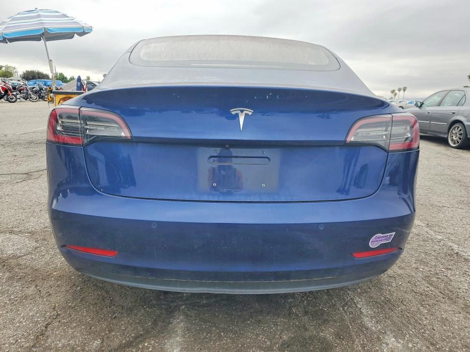 2018 Tesla Model 3 მანქანა იყიდება აუქციონზე, vin: 5YJ3E1EA5JF164479, აუქციონის ნომერი: 50584276
