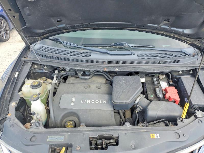 49787636 :رقم المزاد ، 2LMDJ8JK0BBJ13963 vin ، 2011 Lincoln Mkx مزاد بيع