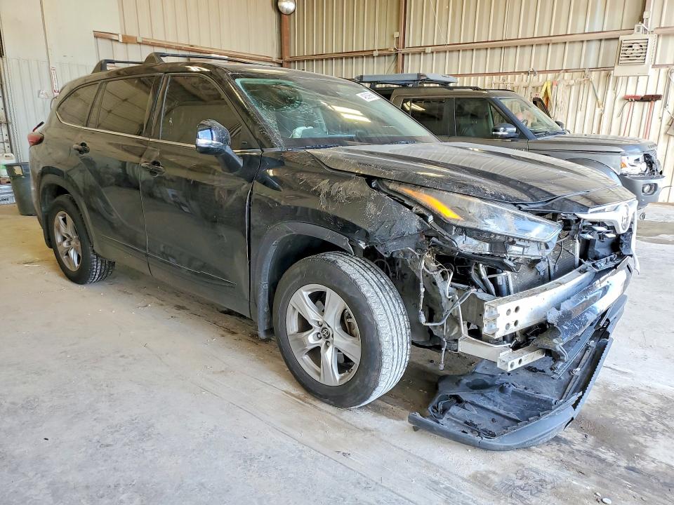 49339666 :رقم المزاد ، 5TDBZRBH1NS587805 vin ، 2022 Toyota Highlander مزاد بيع