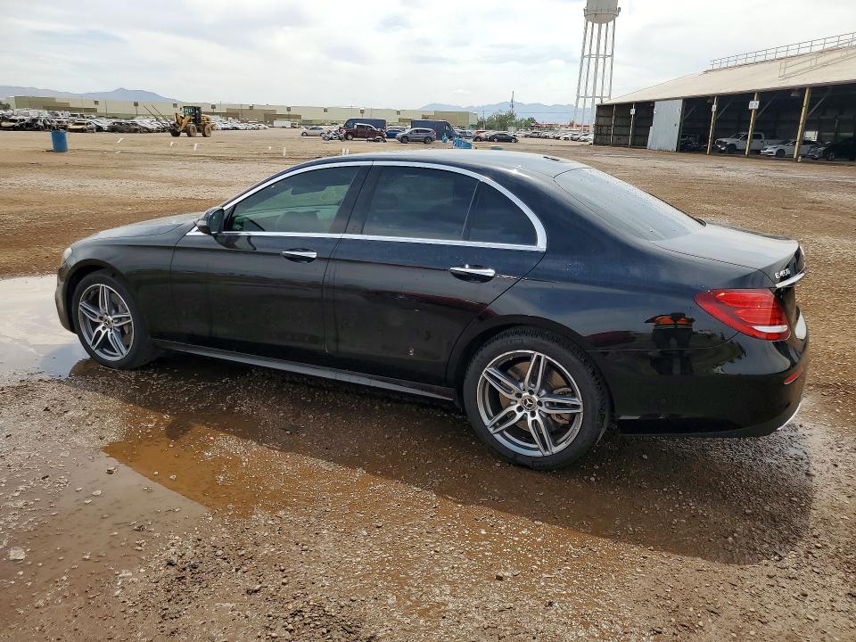 48849726 :رقم المزاد ، WDDZF6JB6LA755263 vin ، 2020 Mercedes-benz E مزاد بيع