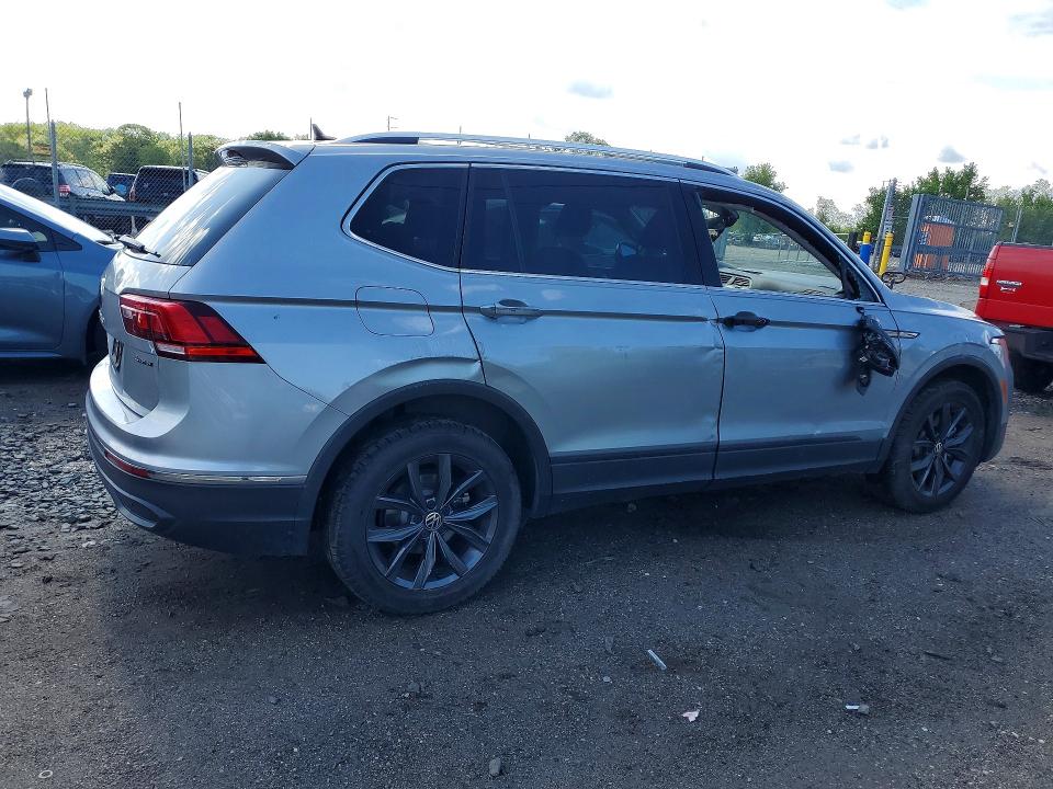 Продажа на аукционе авто 2022 Volkswagen Tiguan, vin: 3VV2B7AX9NM037402, номер лота: 51859786