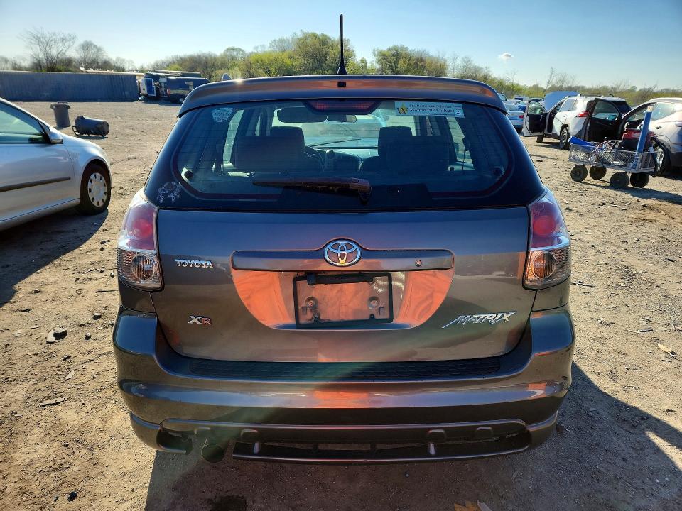 49143676 :رقم المزاد ، 2T1KR30E18C708464 vin ، 2008 Toyota Matrx مزاد بيع