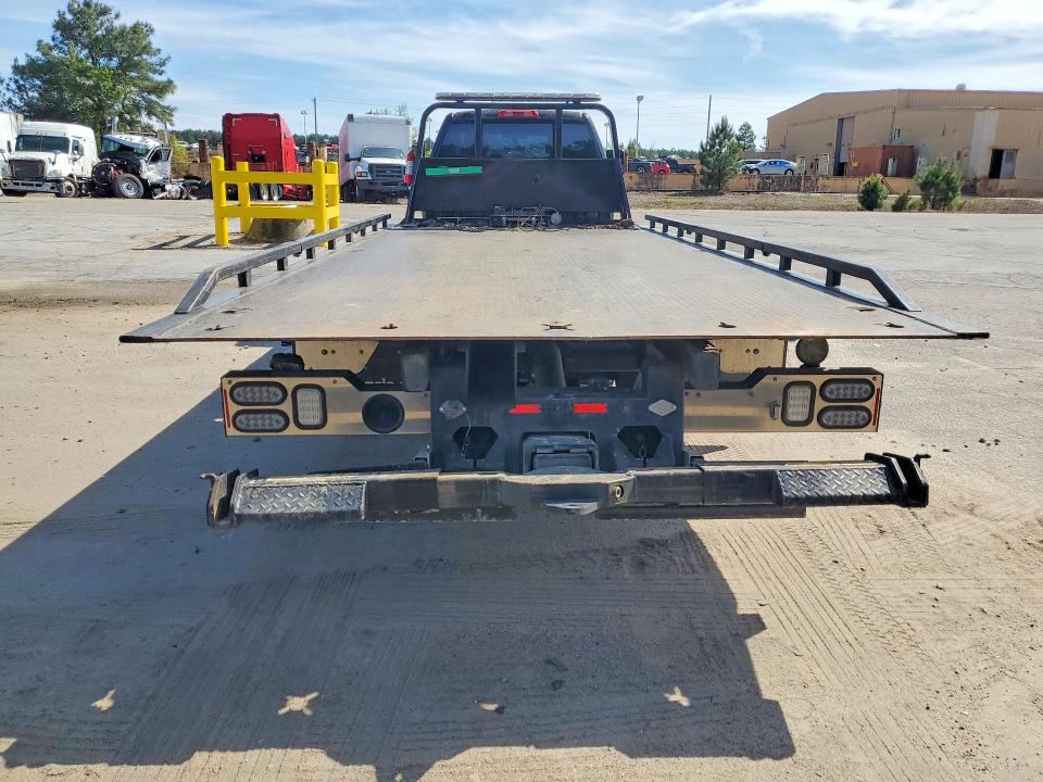 2022 Gm Heavy Duty Trucks მანქანა იყიდება აუქციონზე, vin: 1HTKHPVK2NH750936, აუქციონის ნომერი: 49112936