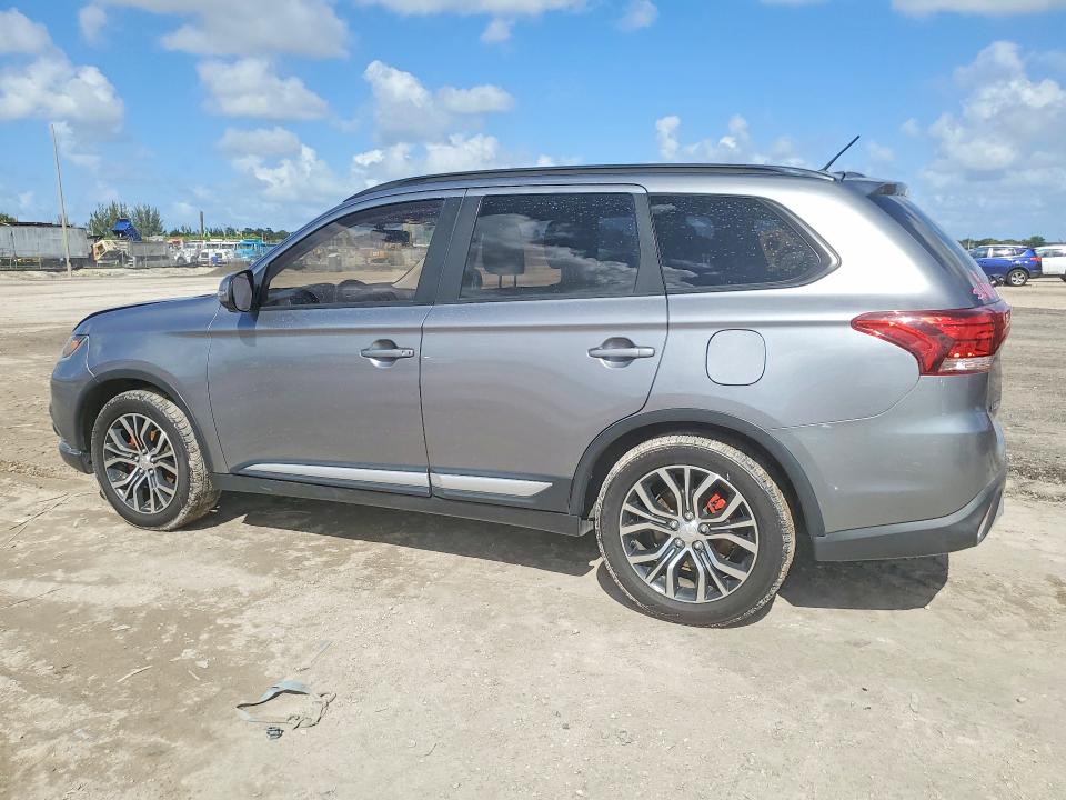 Продаж на аукціоні авто 2016 Mitsubishi Outlander, vin: JA4AD3A38GZ000590, номер лоту: 49221996