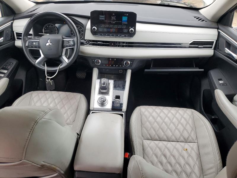 50640236 :رقم المزاد ، JA4J4VA82NZ090274 vin ، 2022 Mitsubishi Outlander مزاد بيع