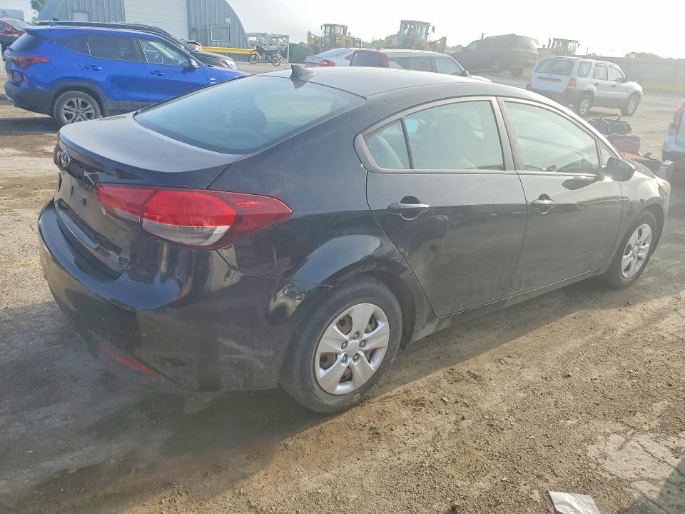 51466896 :رقم المزاد ، 3KPFL4A72HE012271 vin ، 2017 Kia Forte مزاد بيع