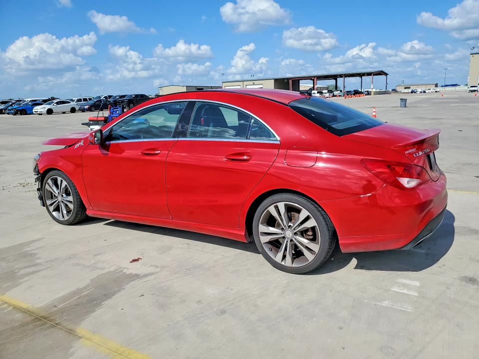 48484906 :رقم المزاد ، WDDSJ4EB6HN424553 vin ، 2017 Mercedes-benz Cla مزاد بيع