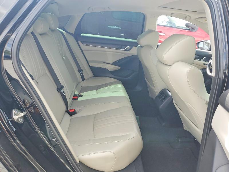 Продаж на аукціоні авто 2018 Honda Accord, vin: 1HGCV2F93JA037184, номер лоту: 51182646