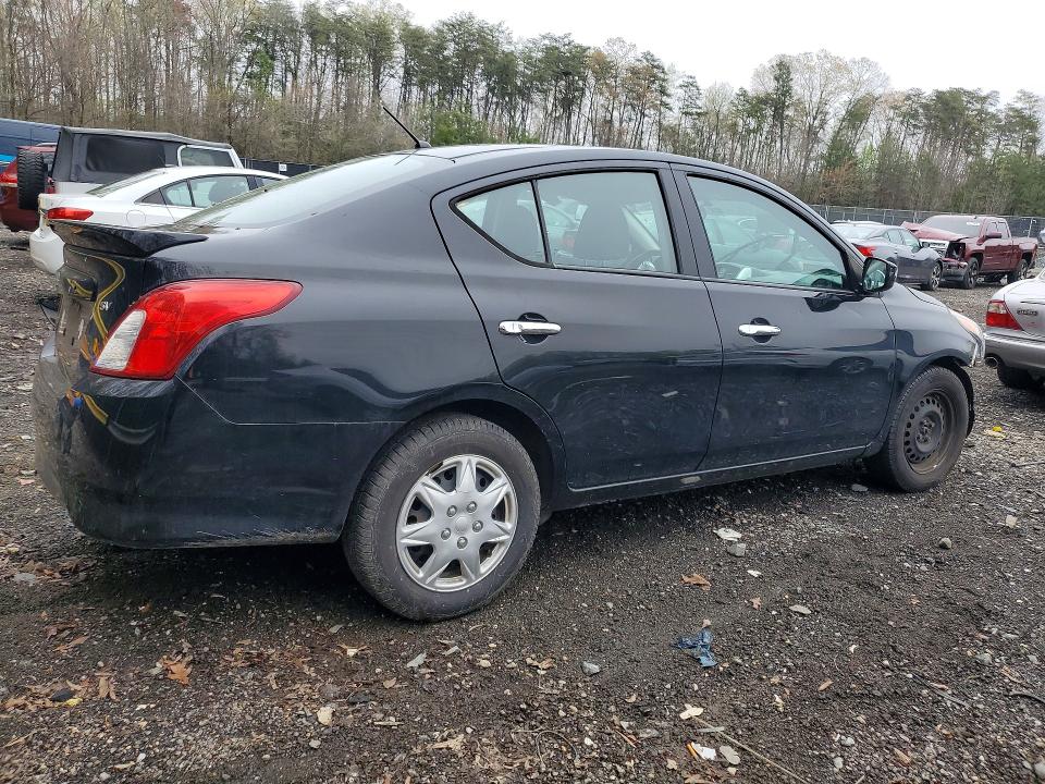 48604216 :رقم المزاد ، 3N1CN7AP2KL835710 vin ، 2019 Nissan Versa مزاد بيع