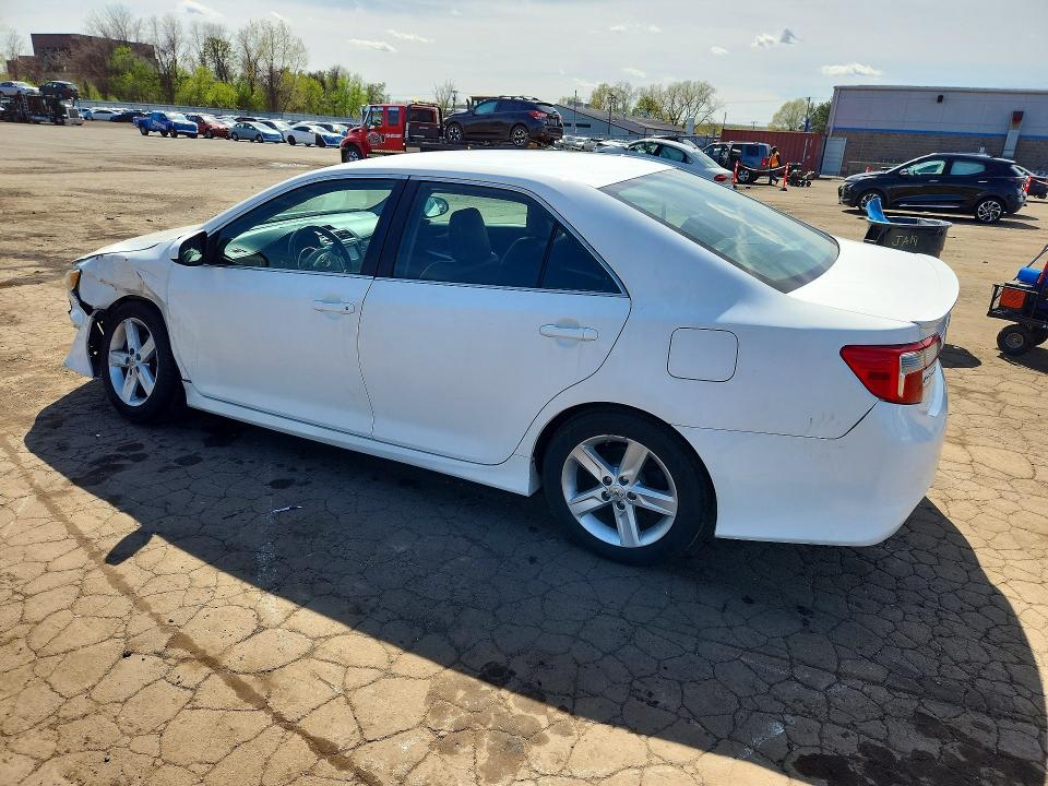 2014 Toyota Camry მანქანა იყიდება აუქციონზე, vin: 4T1BF1FKXEU758008, აუქციონის ნომერი: 50796036