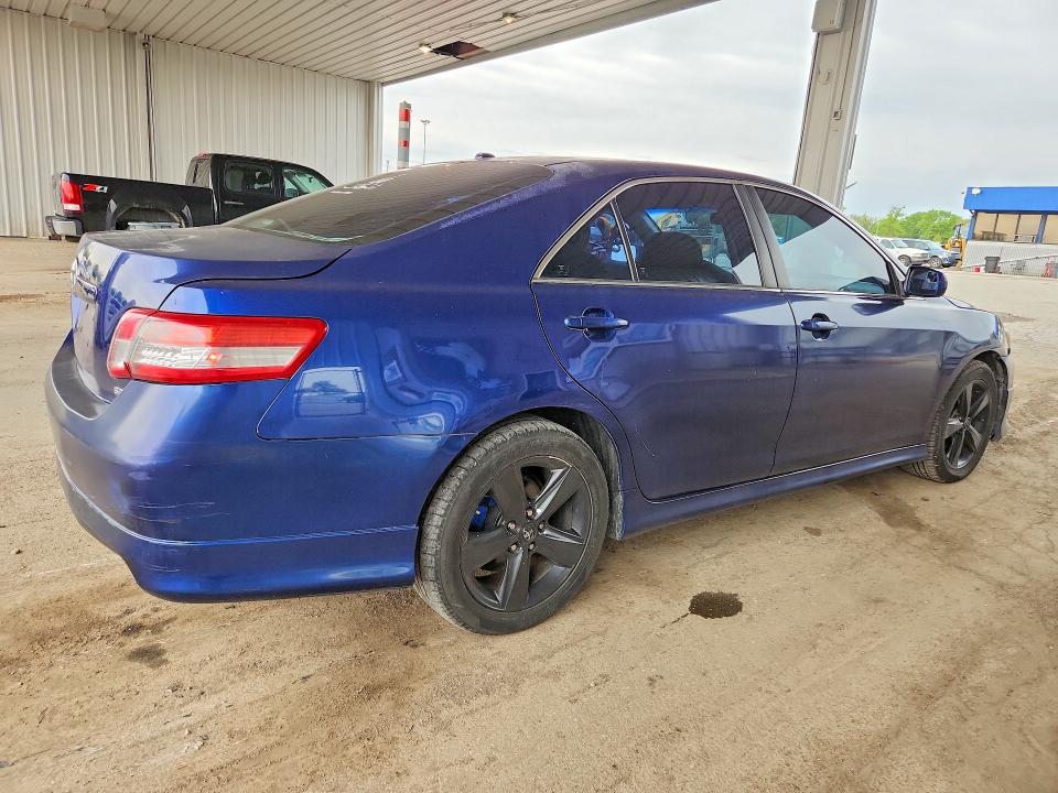 2011 Toyota Camry მანქანა იყიდება აუქციონზე, vin: 4T1BF3EK5BU732635, აუქციონის ნომერი: 51652276