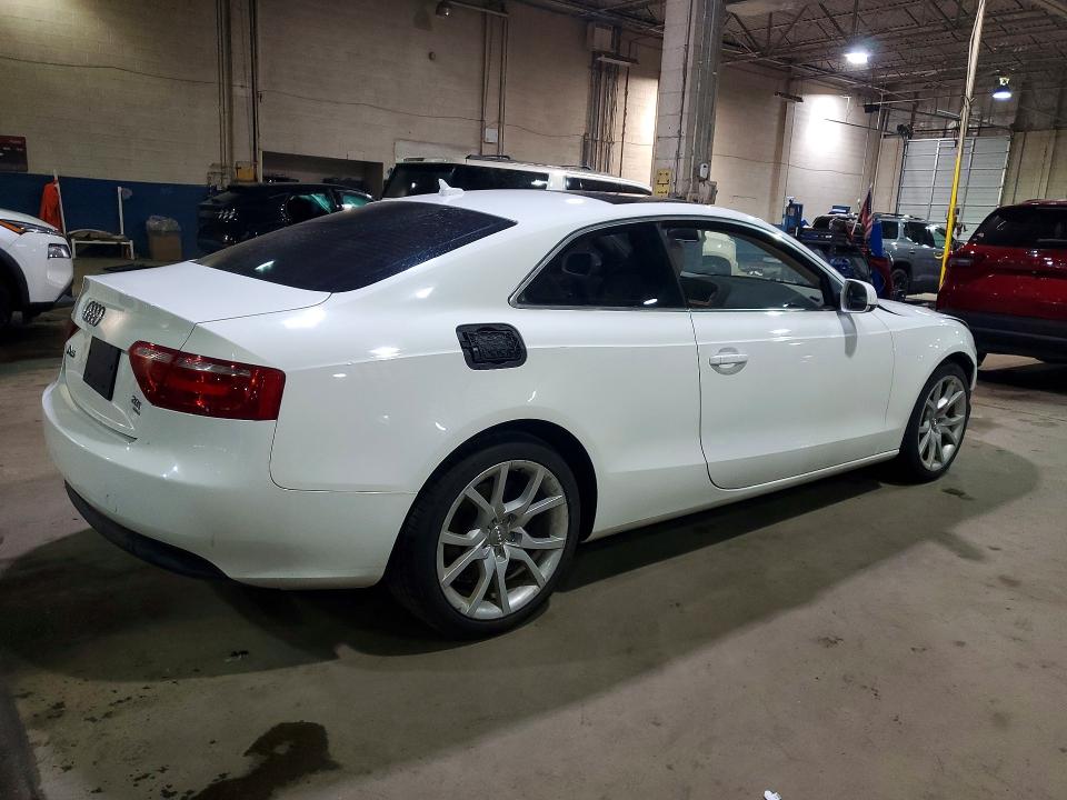 Продажа на аукционе авто 2010 Audi A5, vin: WAUCFAFR8AA024143, номер лота: 48816996