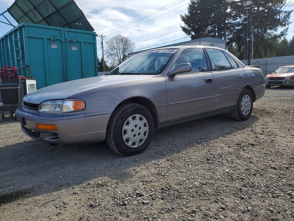 51371496 :رقم المزاد ، JT2BG12K8T0346030 vin ، 1996 Toyota Camry مزاد بيع