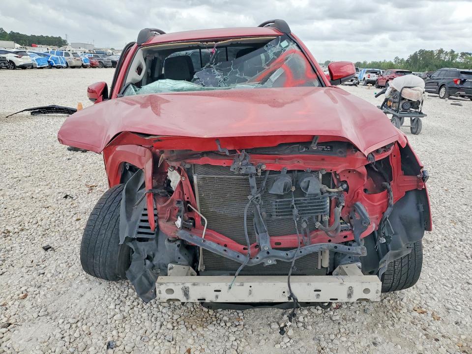 48780746 :رقم المزاد ، 3TMAZ5CN6KM082377 vin ، 2019 Toyota Tacoma مزاد بيع