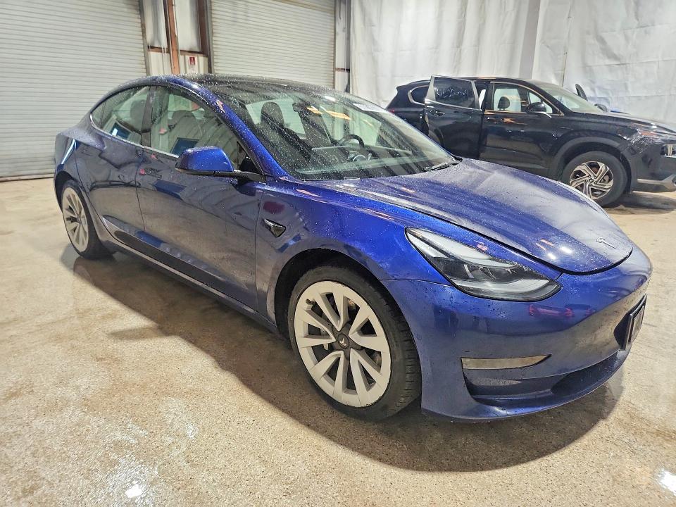 2022 Tesla Model 3 მანქანა იყიდება აუქციონზე, vin: 5YJ3E1EA3NF372320, აუქციონის ნომერი: 50014076