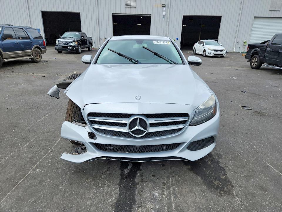 49227486 :رقم المزاد ، 55SWF4KB3FU030312 vin ، 2015 Mercedes-benz C مزاد بيع