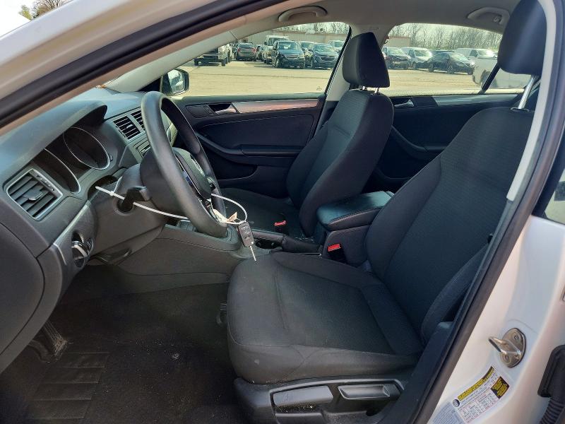 Продажа на аукционе авто 2015 Volkswagen Jetta, vin: 3VWD17AJ4FM413878, номер лота: 49907126