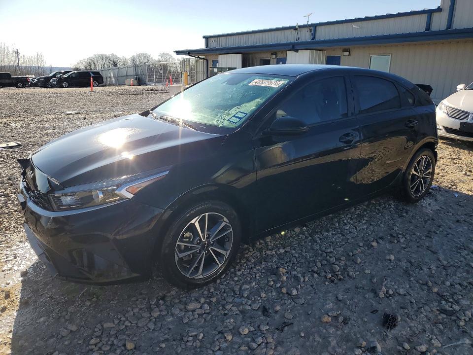 48922576 :رقم المزاد ، 3KPF24AD7PE622688 vin ، 2023 Kia Forte مزاد بيع
