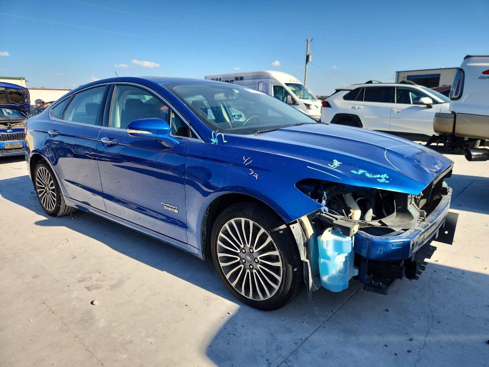 Продажа на аукционе авто 2017 Ford Fusion, vin: 3FA6P0PUXHR157647, номер лота: 51114786
